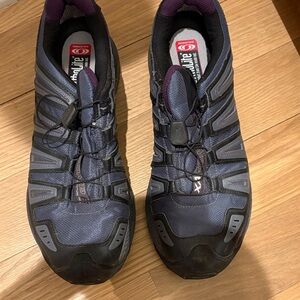 Salomon Women's Dark Gray Athletic Shoes